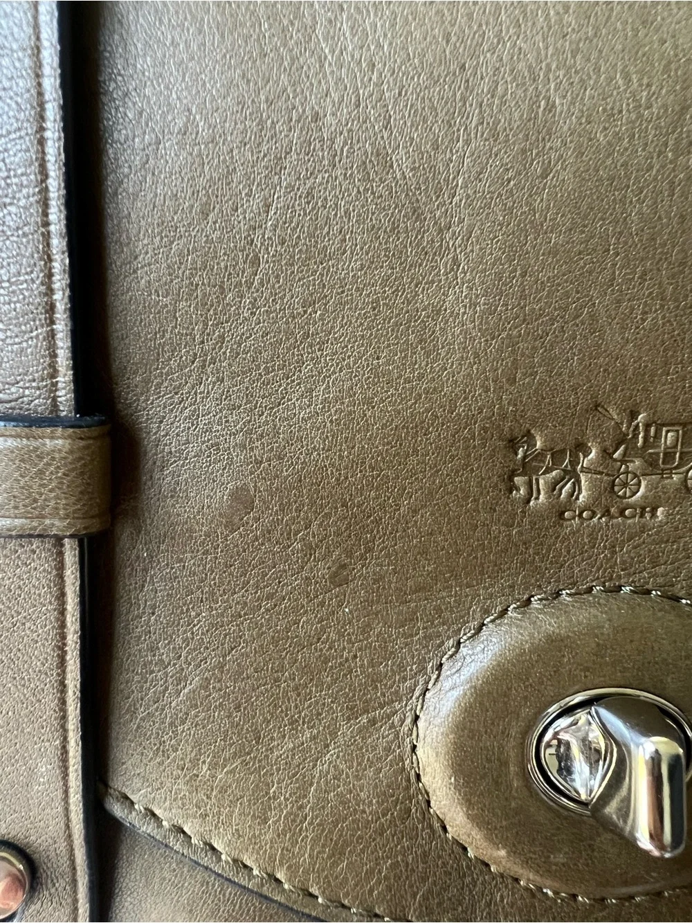 Coach satchel olive
